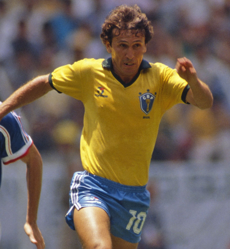 ブラジル代表、“首周り”に「違いを見せる」名作ユニフォーム7選｜写真7