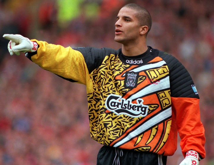 リヴァプールvsエヴァートン！「ワーストユニ」対決！｜写真9