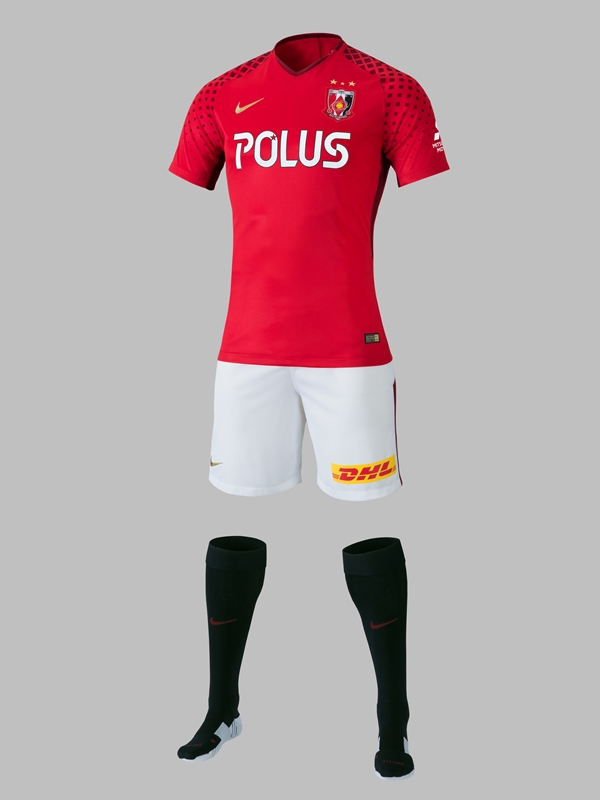 2018年のJ1全18クラブ、「Homeユニ」が出揃う！まとめてサクッと見る｜写真5