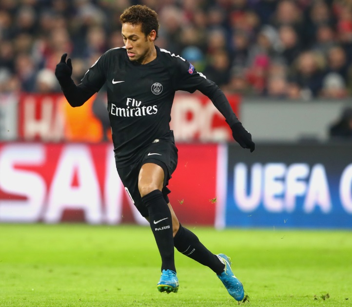 「PSG、創設50年間の最高ユニフォームBEST15」｜写真14