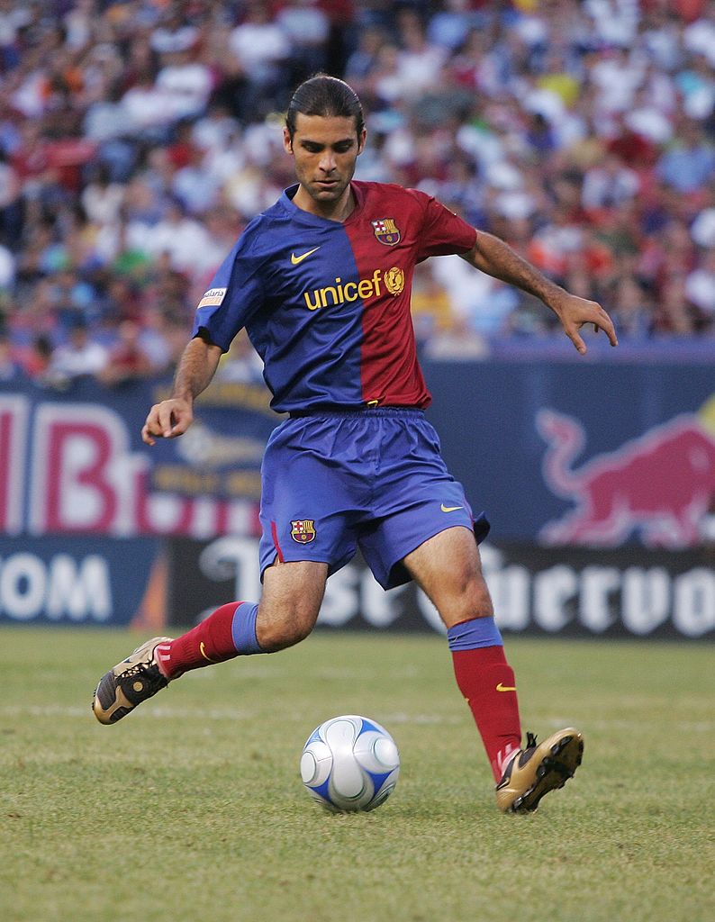 ピケの「バルセロナデビュー戦」、どんなスタメンだったか覚えてる？｜写真3
