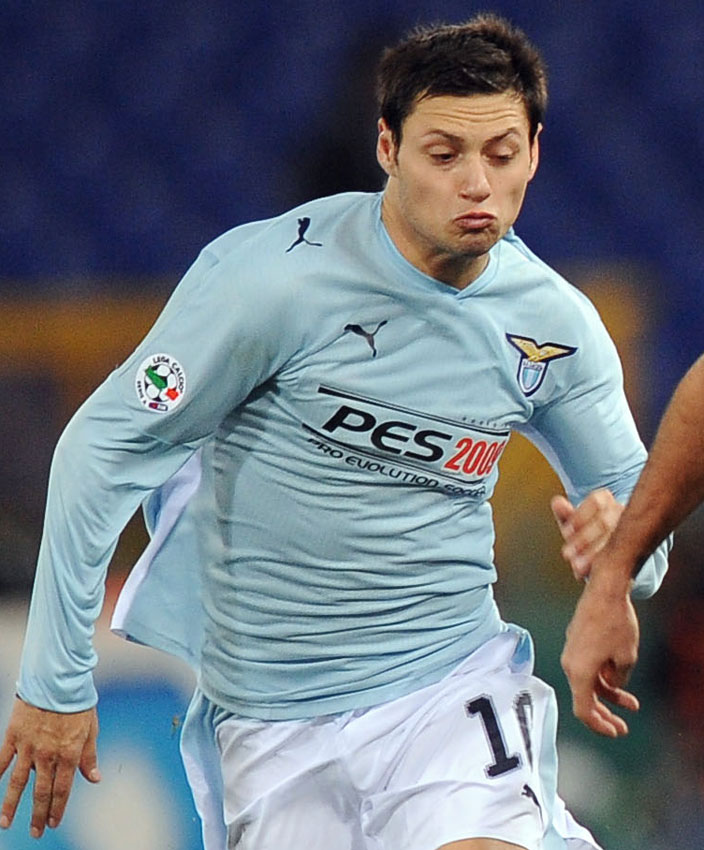 ゲームの“胸ロゴ”とサッカーユニフォーム！熱き「伝説の最強コンビ」6選｜写真5