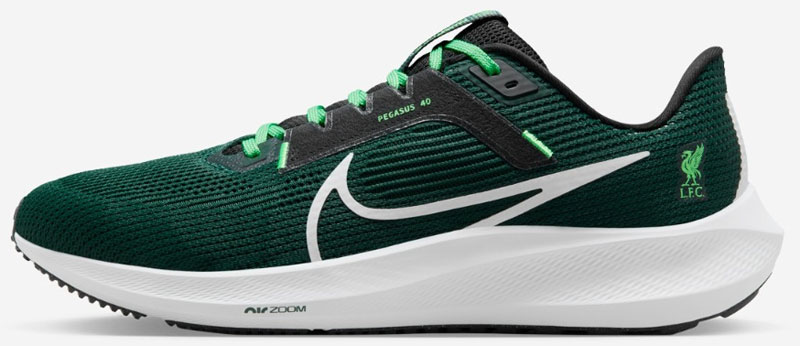 リヴァプール×NIKE『ペガサス40』ランニングシューズ登場！ユニと同じグリーンが色鮮やか｜写真5