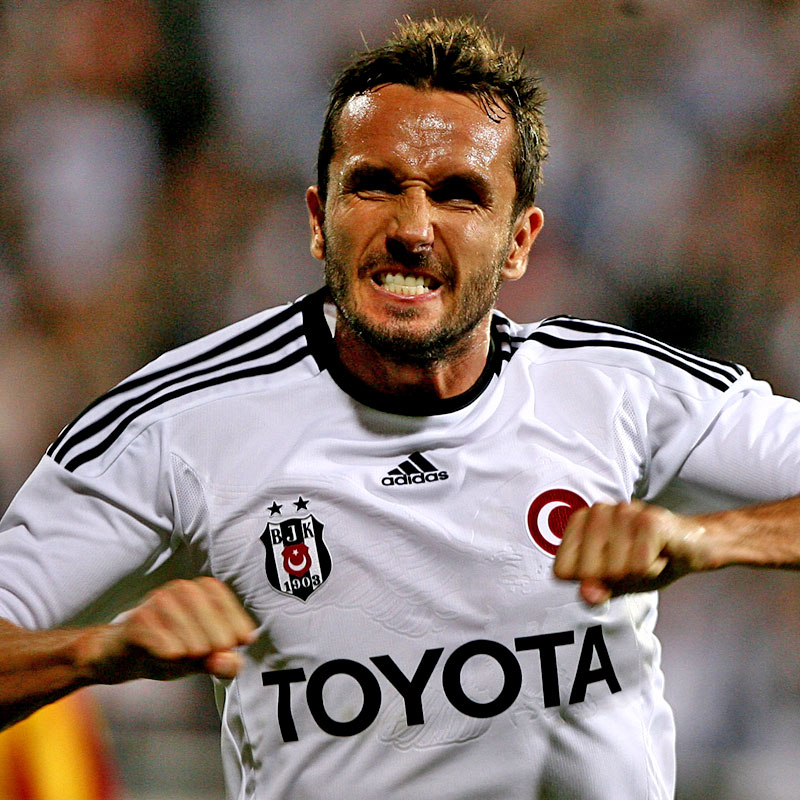 香川のベシクタシュ、6つのカッコいい「白と黒のユニフォーム」｜写真8