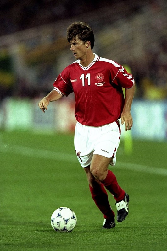 冨安も続け！実は「アシックスのスパイク」を履いていたレジェンド級サッカー選手たち｜写真12