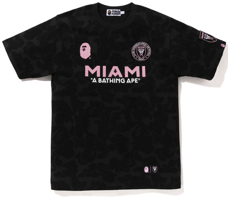 日本の『BAPE』とインテル・マイアミのコラボアイテム登場！メッシにも似合う4アイテムがこちら｜写真2