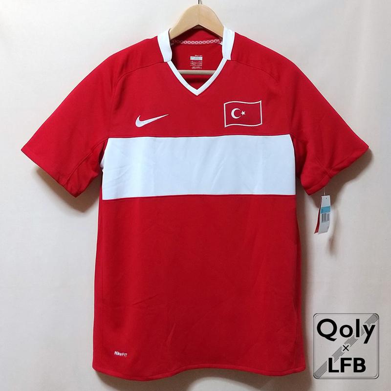 ドイツ戦「熱き死闘」の記憶！トルコ代表、EURO2008ユニフォーム｜写真5