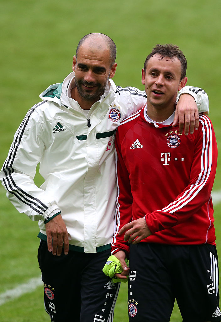 バイエルン「グアルディオラ時代のベストイレブン」！強すぎる｜写真2