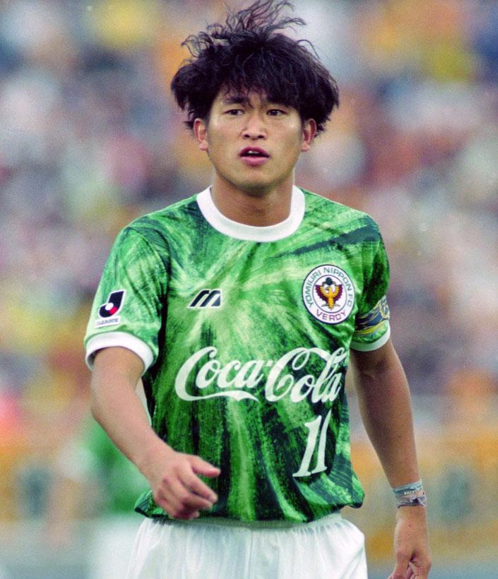 こんなに多かった！「五輪公式スポンサーを付けた」Jリーグのユニフォーム｜写真2