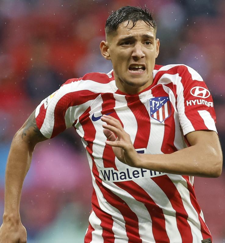 エンブレムを「前のデザインに戻してほしい」9つのチーム｜写真25