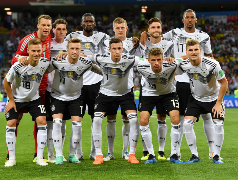 24チームがシャツを変更！Ｗ杯全チーム「集合写真まとめ」GS第2節｜写真23