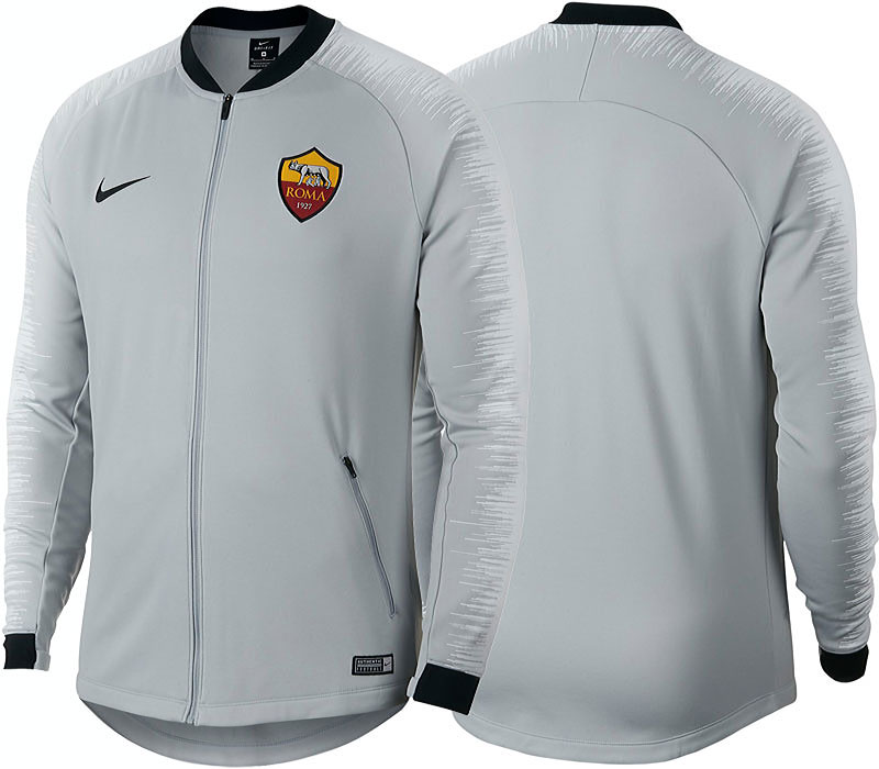 ローマ、「ピッチからストリートまで」使えるNIKEアウター8選！｜写真2