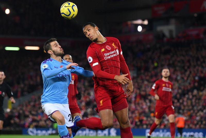 トップは意外！ウイイレ2020で「ヘディング最強」選手TOP10｜写真10