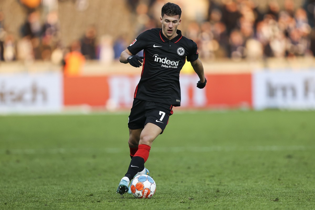 長谷部誠の同僚から選ぶ「最高の攻撃的ミッドフィルダー」TOP6｜写真5