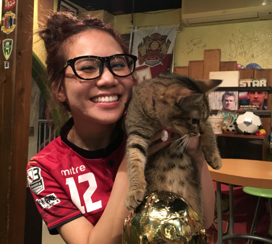 Jクラブ公式サポーターガールズに聞く！サッカーで美女と仲良くなる方法｜写真9