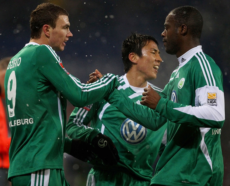 スゴいメンバーだ…長谷部誠がプレーした「最強のチームメイト」ベストイレブン｜写真10