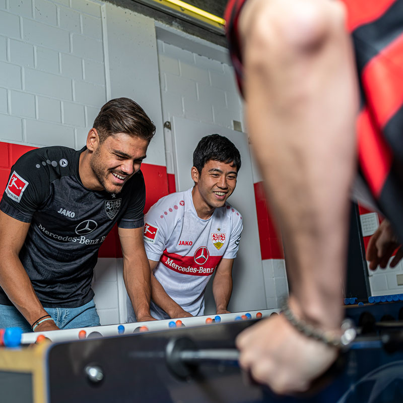 街の名所や懐かしユニをデザイン！シュトゥットガルト、2022-23「新ユニフォームまとめ」｜写真12