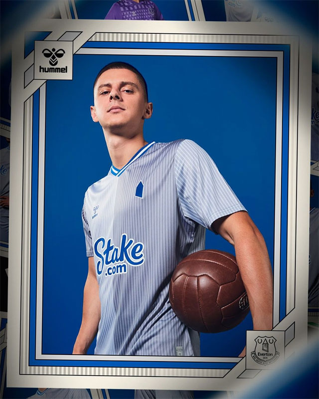 エンブレムが消失？！エヴァートン、胸に「アイコン」の新サードユニを発表　背面に“懐かしロゴ”復活｜写真8