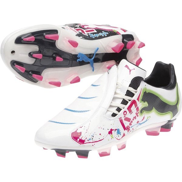 あの伝説的“日本語”サッカースパイク、PUMA「パワーキャットTOKYO」が復活！｜写真5