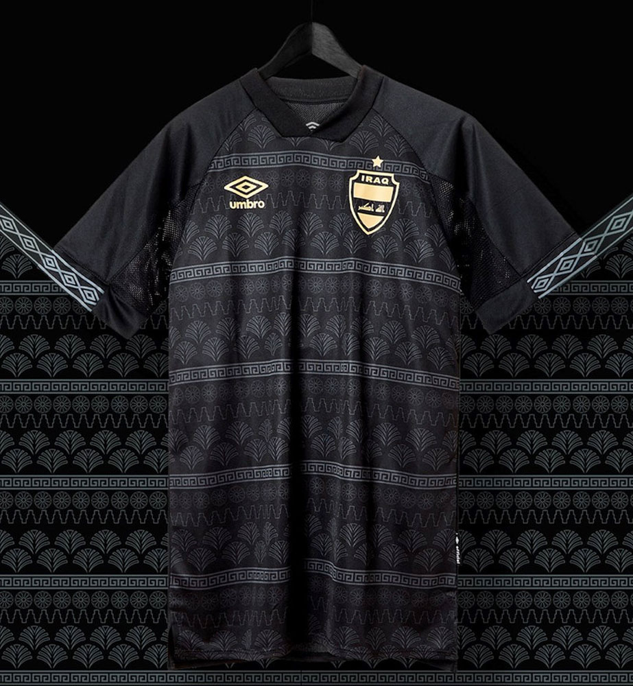 美しくも威圧的な「漆黒のユニフォーム」を着た5つの代表チーム｜写真5