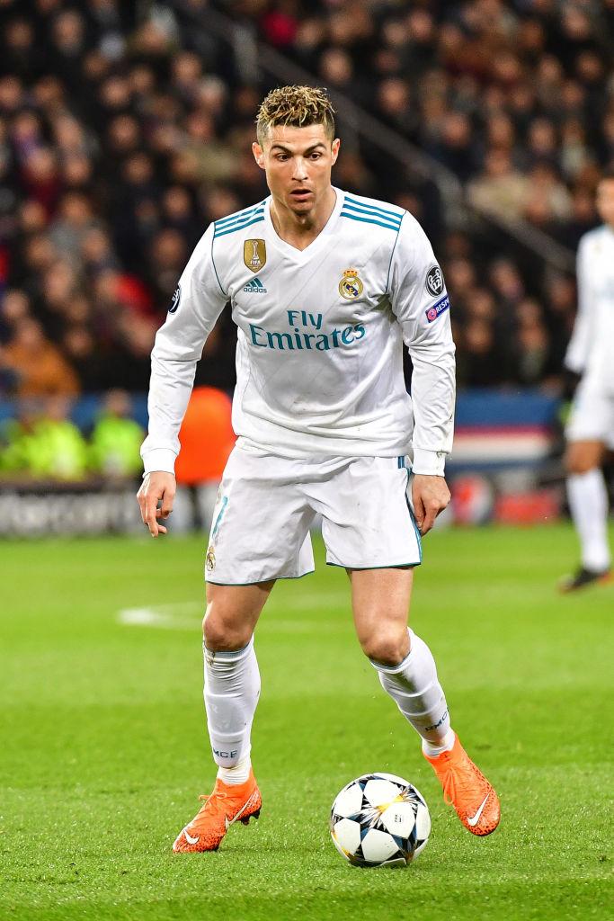 人気ゲーム「FIFAシリーズ」歴代カバーを飾ったスーパースターたち｜写真38