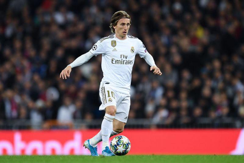 人気ゲーム『FIFA20』で「視野が最強」の選手カードTOP10｜写真10