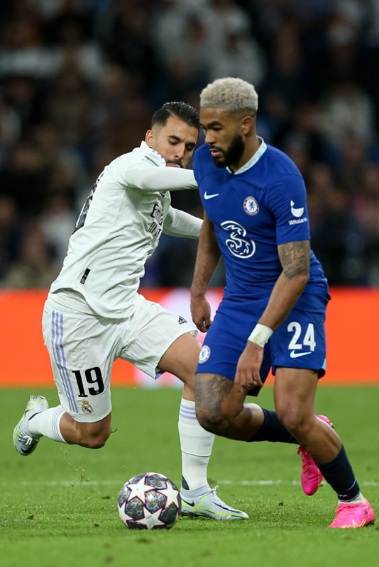 選手多すぎ問題！着用スパイクと一緒に見る、チェルシーの「豊富な戦力」｜写真22