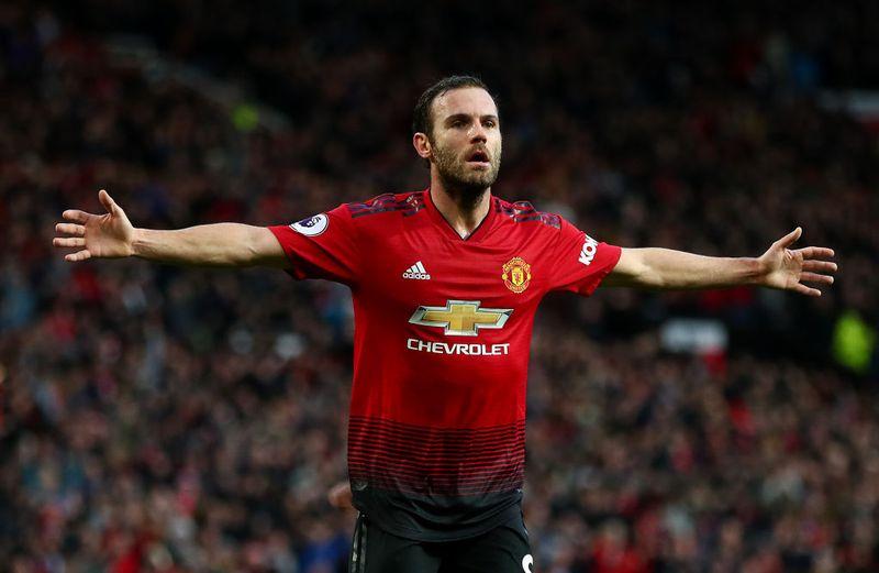 ユナイテッドvsチェルシー！両方でプレーしたスター7名、わかる？｜写真8