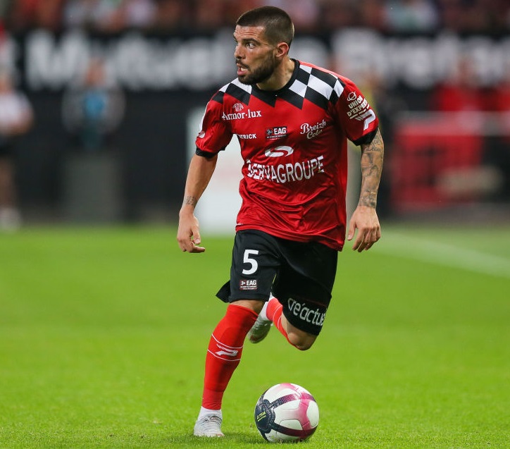 『GQ』が査定！「今季のフランスで最もイケてないユニフォーム10着」｜写真6