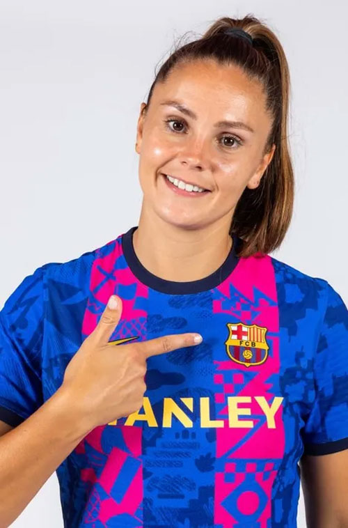 バルセロナ、21-22新サードユニフォーム発表！「ホームタウンの5地区」をデザイン｜写真5