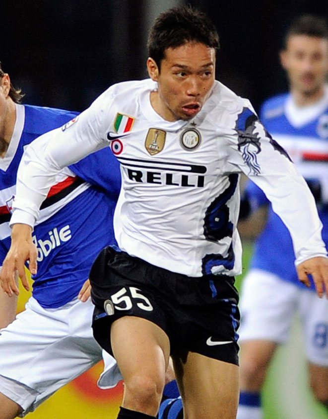 インテル、最高にかっこいい「PIRELLIの胸ロゴ」ユニフォーム10選｜写真6