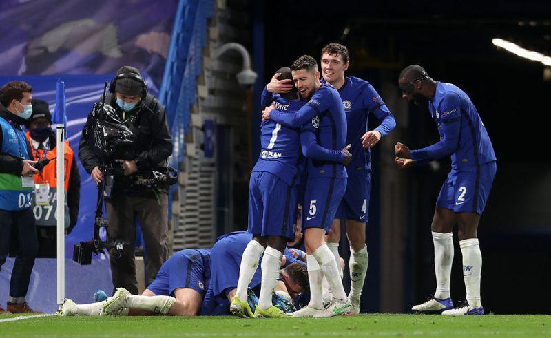 今季のプレミアリーグ、見るべき「最高の中盤ユニット」TOP5｜写真4