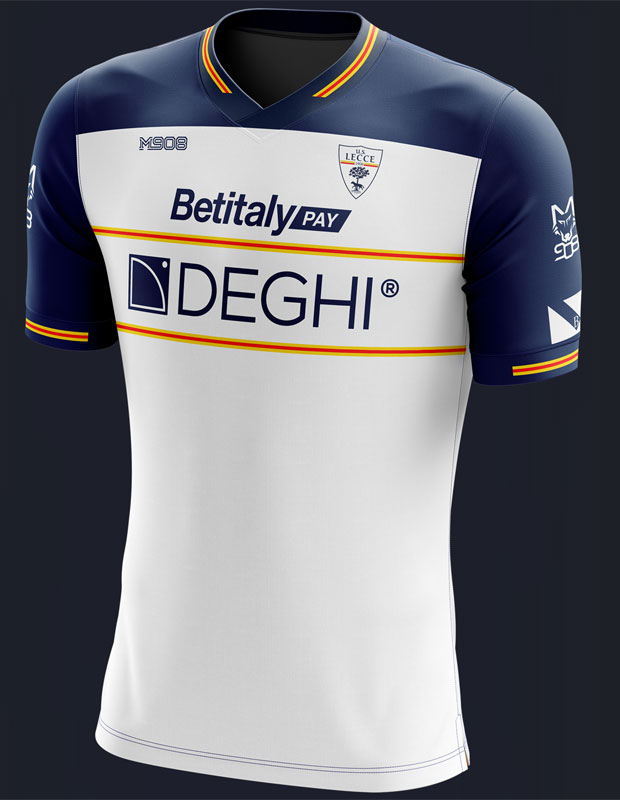 好調レッチェ、新ユニフォームは自社ブランド製！3つのユニは「プロヴィンチャの星」となるか｜写真4