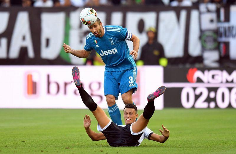 ウイイレ2020「ボール奪取最強のセンターバック」TOP10｜写真9