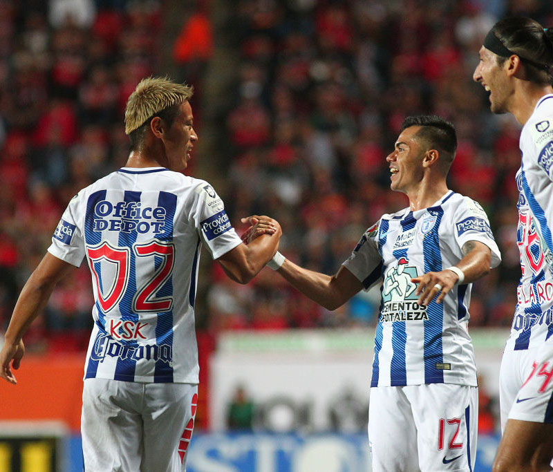 ネームは「K.HONDA」に！パチューカがクラブW杯ユニフォームを発表｜写真6