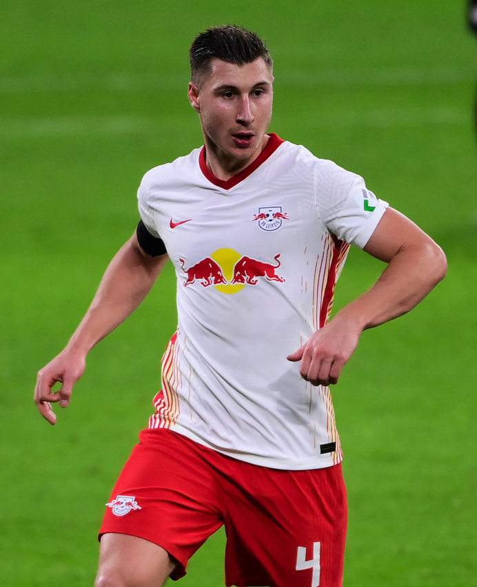 全部同じ！雄牛のマーク「レッドブルのユニフォーム」5チームを見る｜写真4