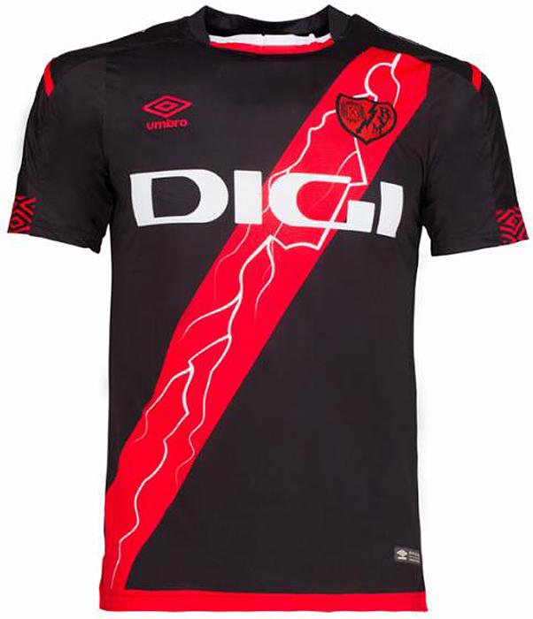 好調ラージョ・バジェカーノ！「走る稲妻」デザインの21-22ユニフォーム｜写真4