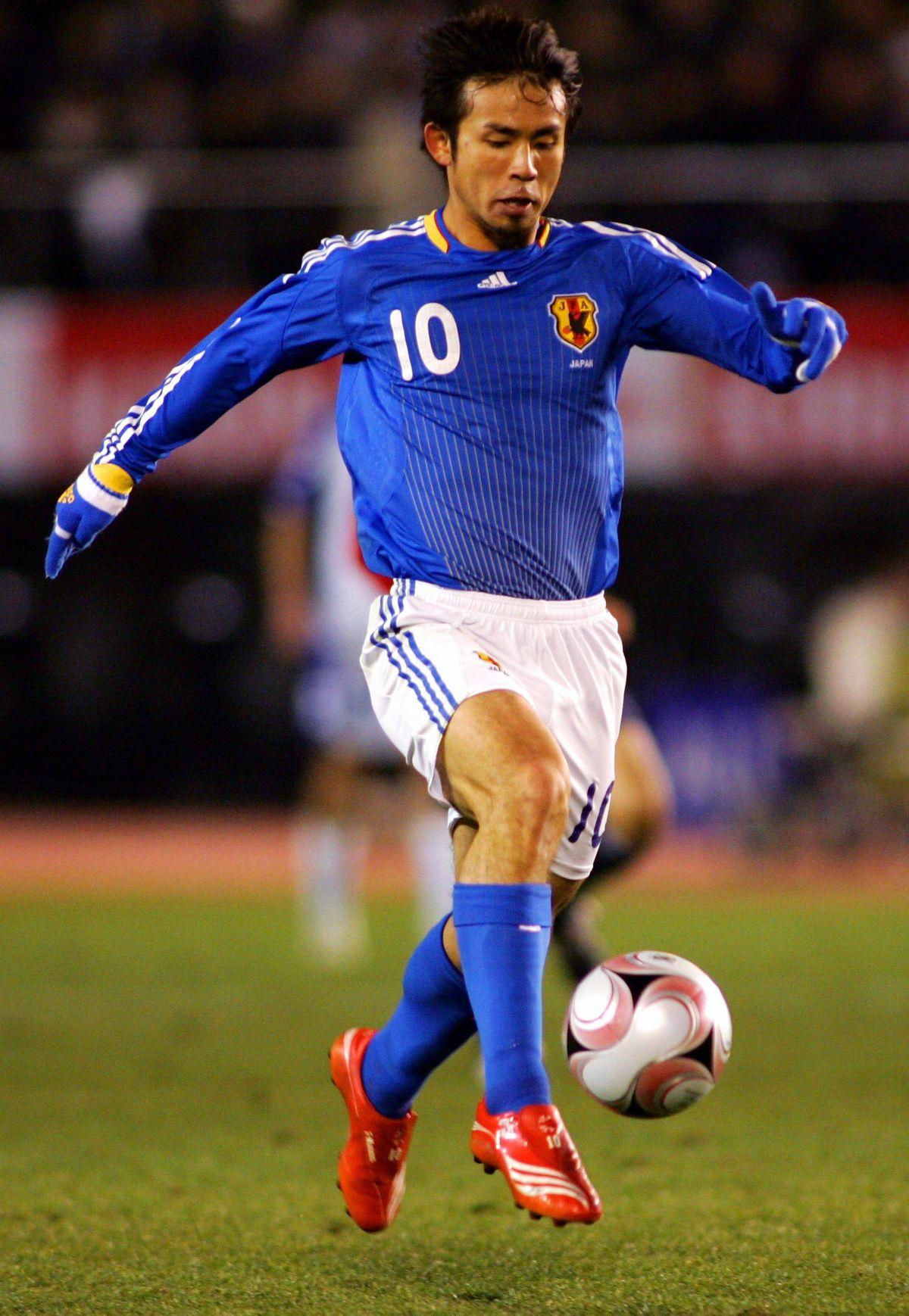 日本代表、「バーレーンに初めて負けた」16年前のスタメン11名｜写真9