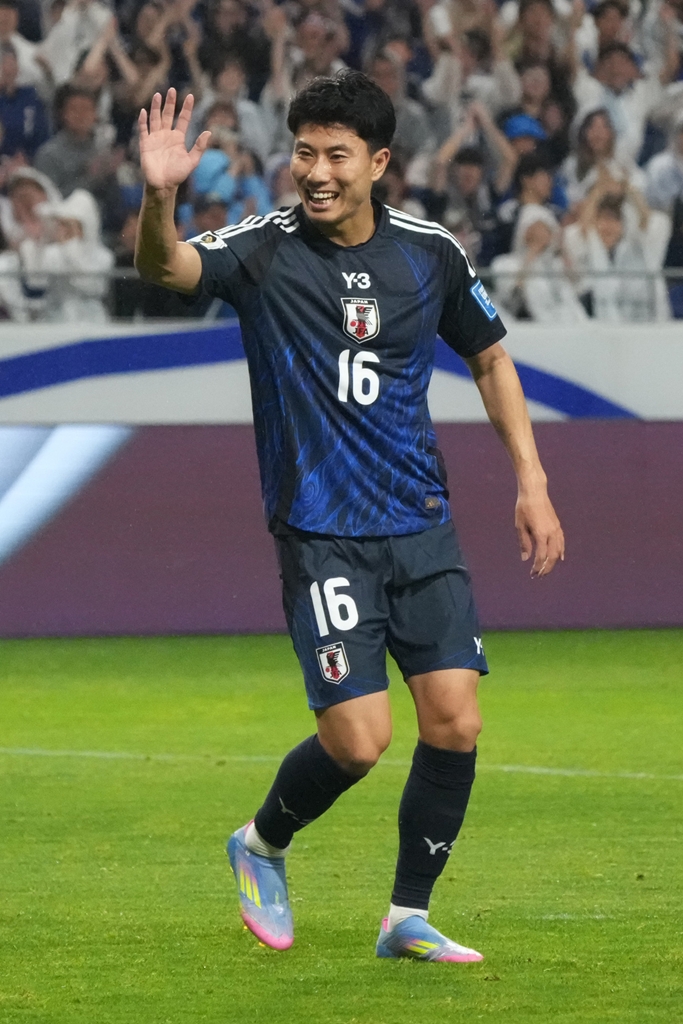 サッカー日本代表、全選手の契約メーカーと着用スパイク一覧（2025年6月シリーズ完全版）｜写真27