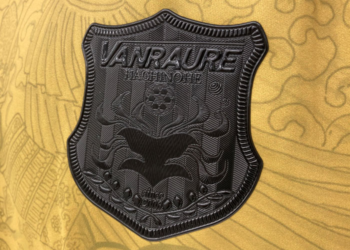 まさに芸術！ヴァンラーレ八戸、「義経と弁慶」を描いた2022夏ユニフォームを発表｜写真7