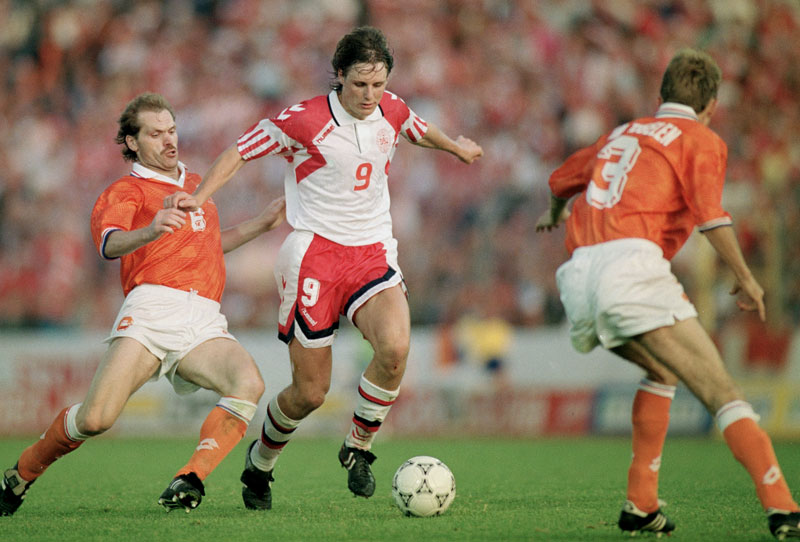 EURO伝説ユニ！1992年デンマーク代表、「奇跡の初優勝」ユニフォーム｜写真4