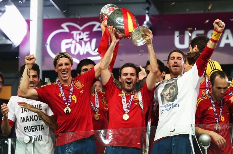 ヴィッセル神戸の新戦士、フアン・マタを知る「6つの時代とユニフォーム」｜写真7