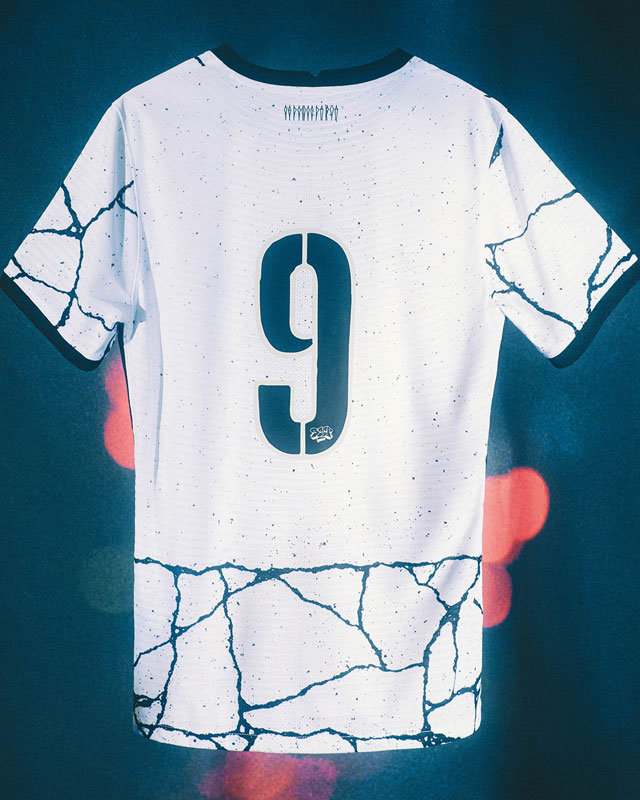 デザインは“ひび割れ”！名門コリンチャンス、2021-22新ユニフォームを発表｜写真4