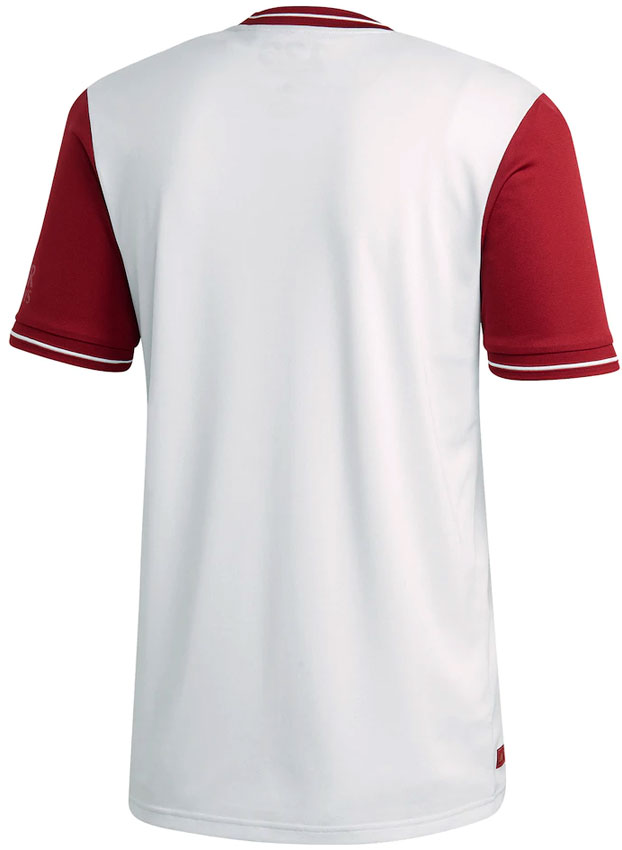 バイエルン、クラシックすぎる120周年記念ユニフォームを発表！｜写真2