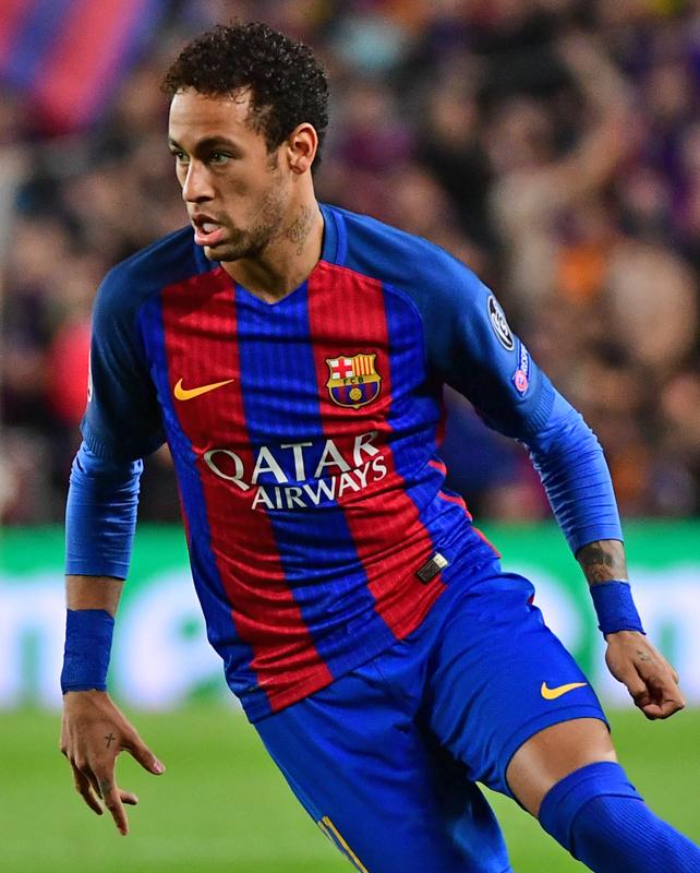 チャンピオンズリーグを「優勝せずとも伝説となった」5つのユニフォーム｜写真3