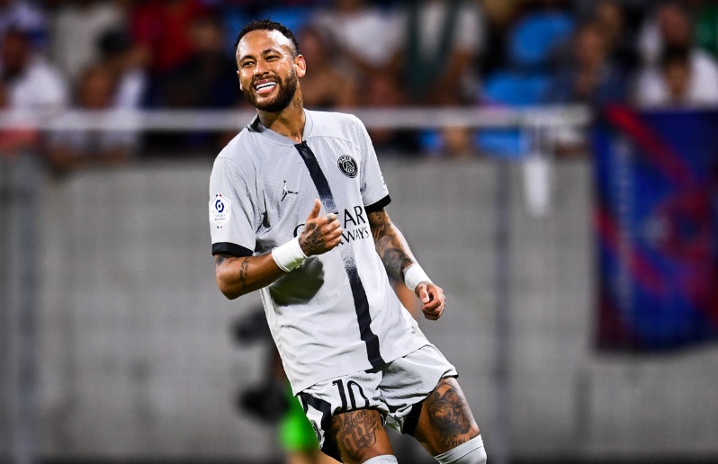  タトゥーまで彫る！「ドラゴンボール」が大好きすぎる世界のスター6人｜写真5