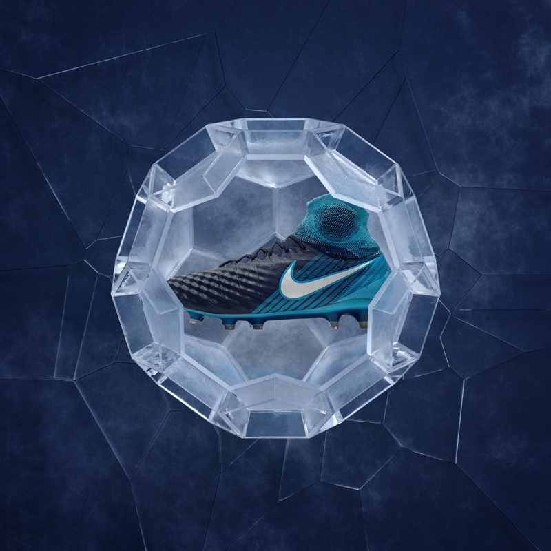 NIKEのスパイク、新作は「PLAY FIRE」「PLAY ICE」の2色展開！｜写真9