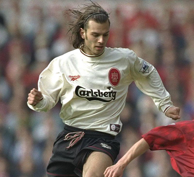 リヴァプールの「完全復刻を希望したい」12の名作ユニフォーム｜写真8