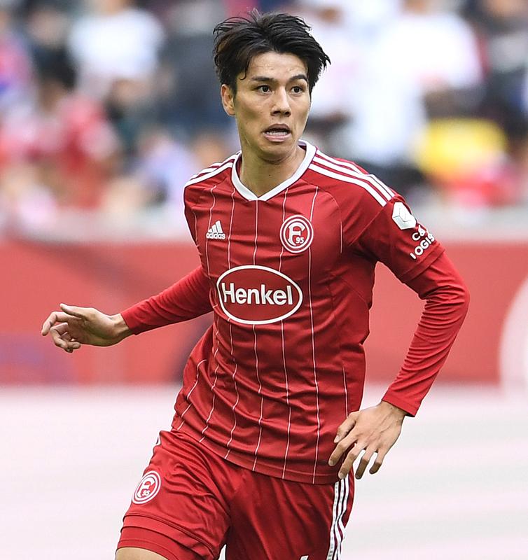 これが“職場”の戦闘服！W杯日本代表、海外組19名の「いつものユニ姿」まとめ｜写真6