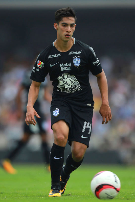 ネームは「K.HONDA」に！パチューカがクラブW杯ユニフォームを発表｜写真8